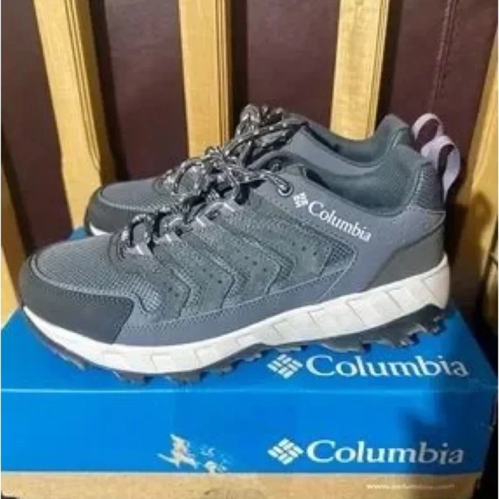 Columbia Men's Gray Athletic Trail Sneakers